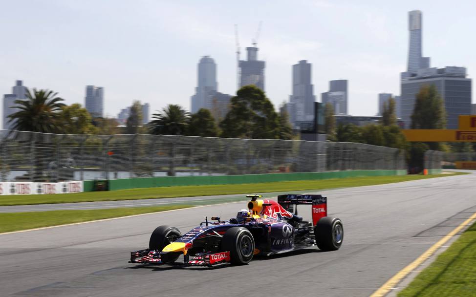Buon inizio anche per la Red Bull, ecco Ricciardo. Reuters